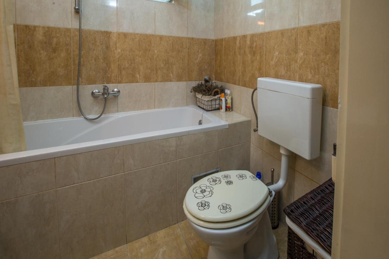 Apartment Valerija Jesenice  Zewnętrze zdjęcie