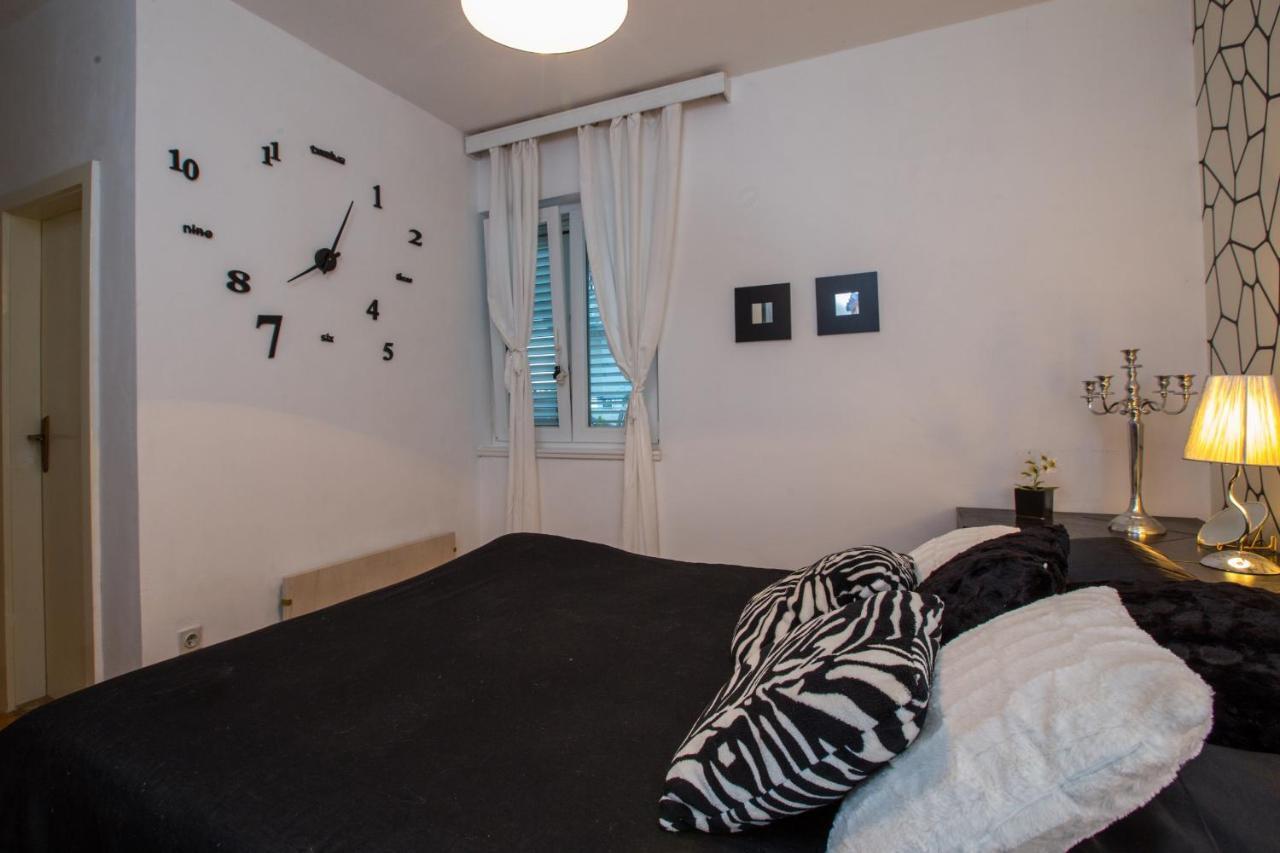 Apartment Valerija Jesenice  Zewnętrze zdjęcie